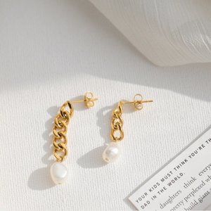 Brand New-18K Gold plated Earrings